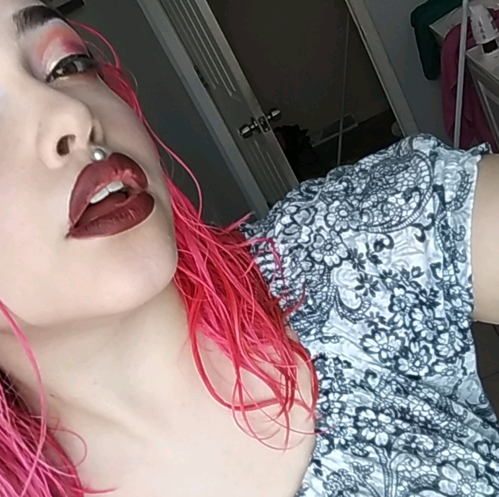 Meet your Posher, Suany